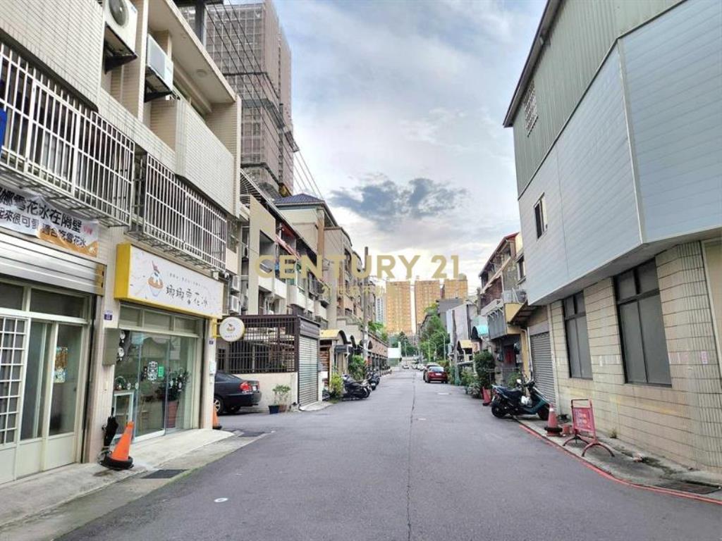 近新光三越.住3之2種住宅透天