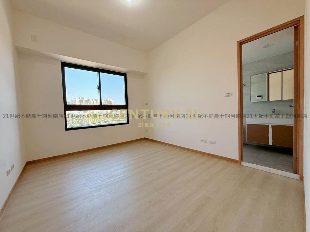 高鐵特區櫻花悅綻全新四房雙平車