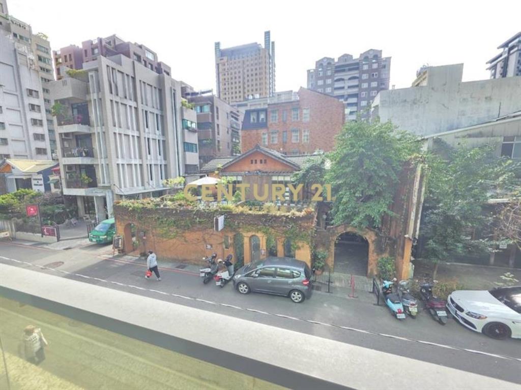 西區草悟道@震後2房+休旅車位