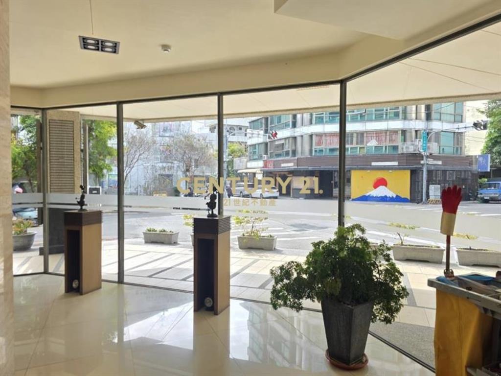 西區草悟道@震後2房+休旅車位