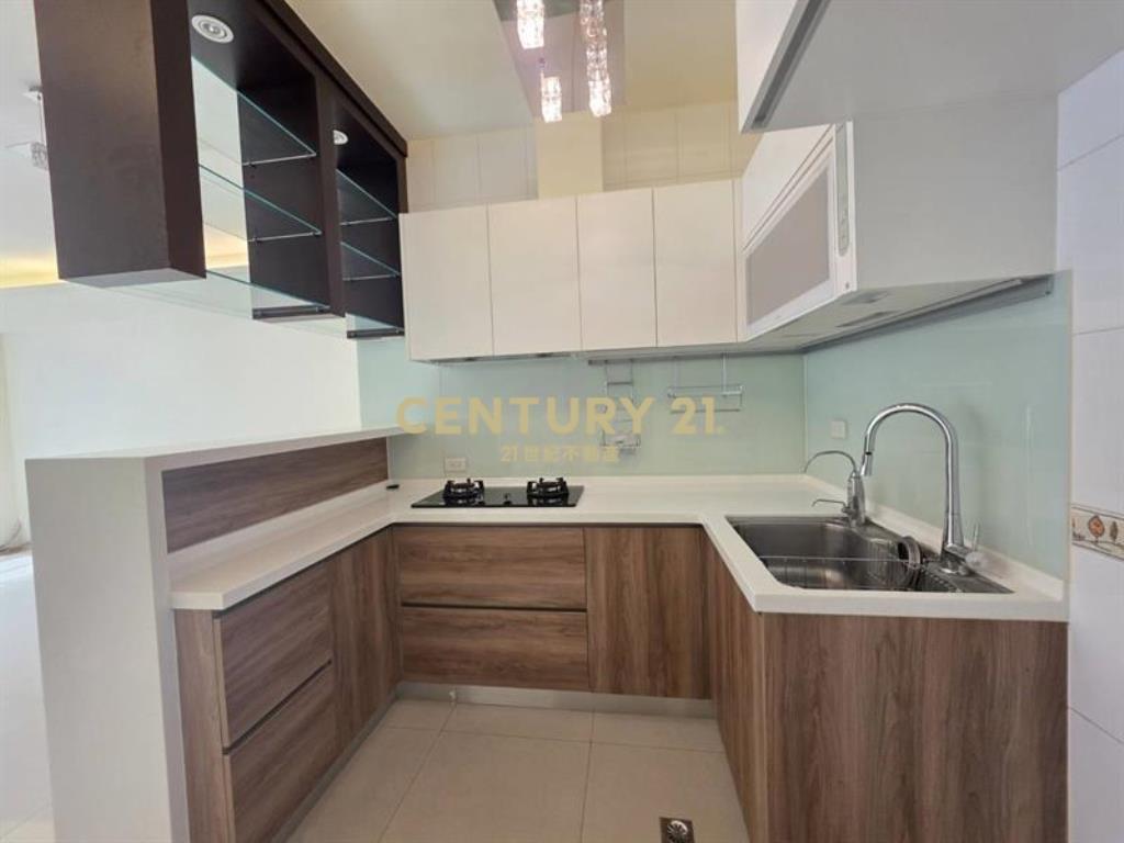 西區草悟道@震後2房+休旅車位