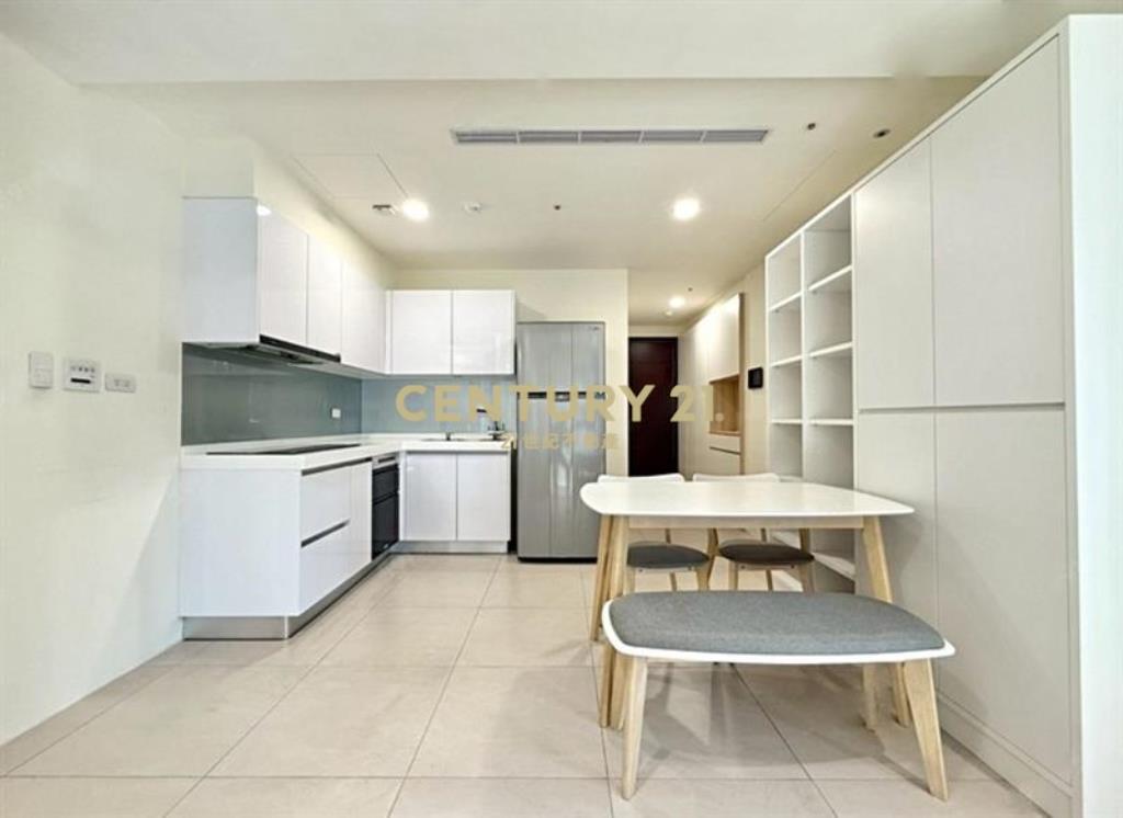 國雄文心1號大兩房休旅車位