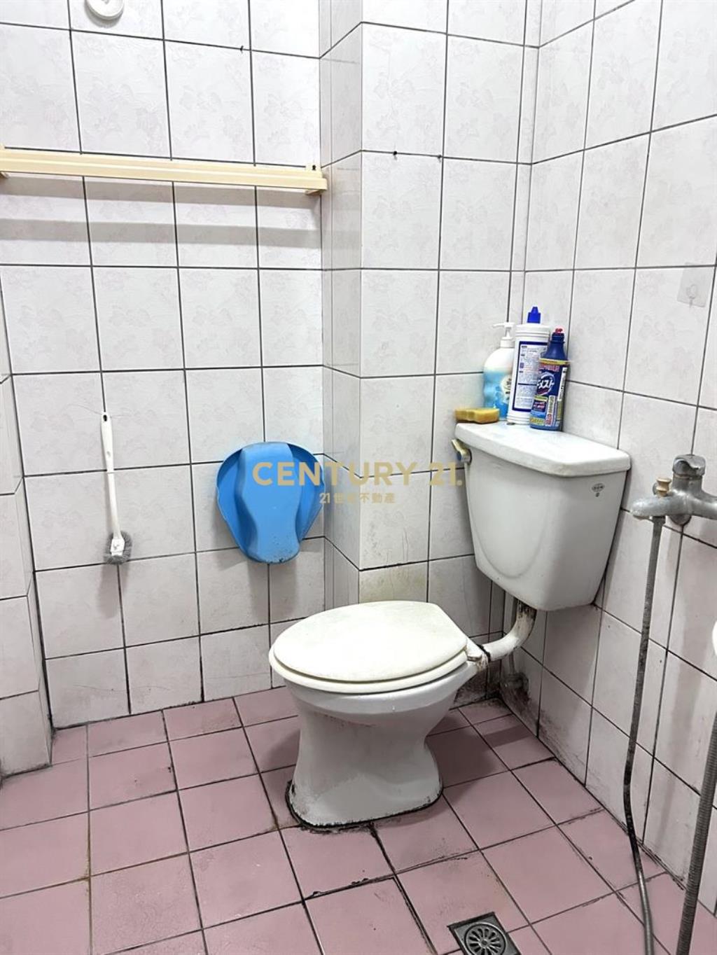 七期旁正五權西路透店