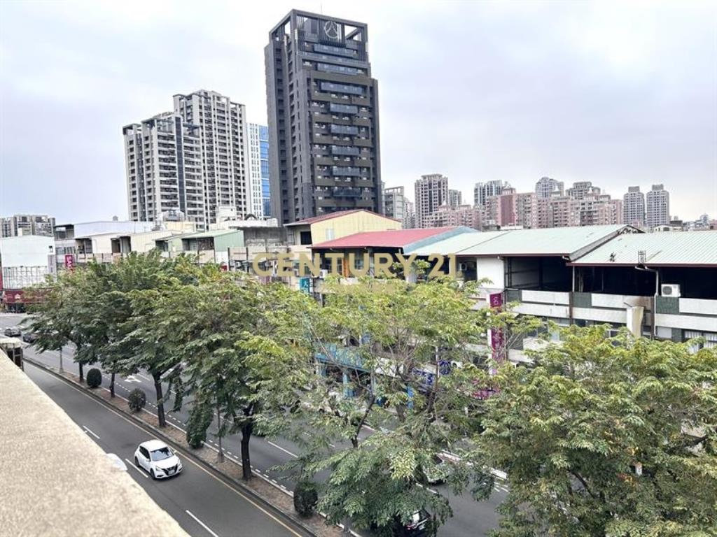 七期旁正五權西路透店