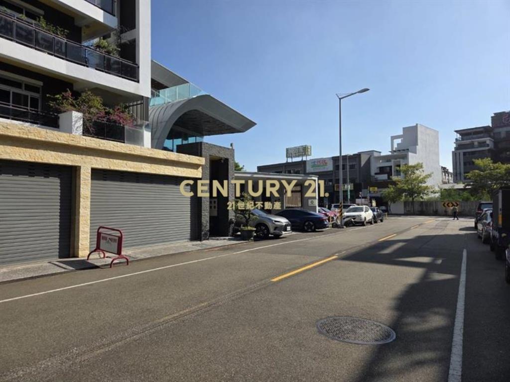 單元三豪闊大面寬建地