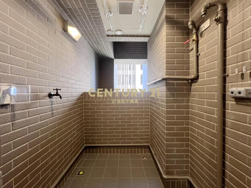 國泰美禾三房雙平車朝南公園景觀