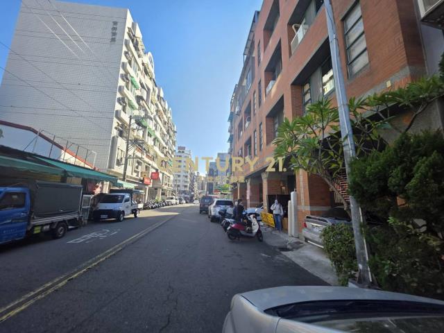 昌平金谷@輕屋齡6房大坪數透天