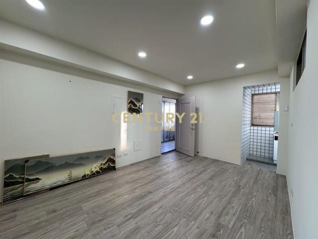 南屯楓樹電梯三房近高鐵74環中