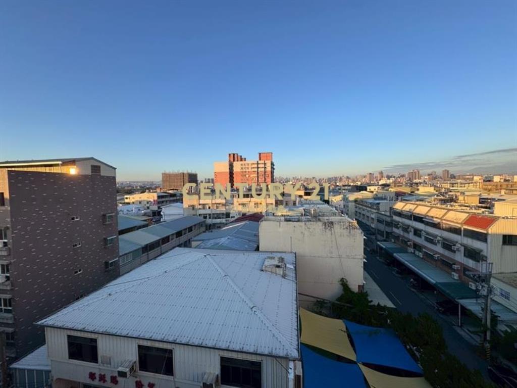 南屯楓樹電梯三房近高鐵74環中