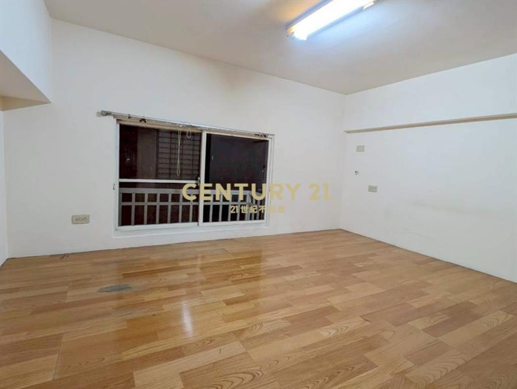 專簽*中山醫河畔宅四房平車