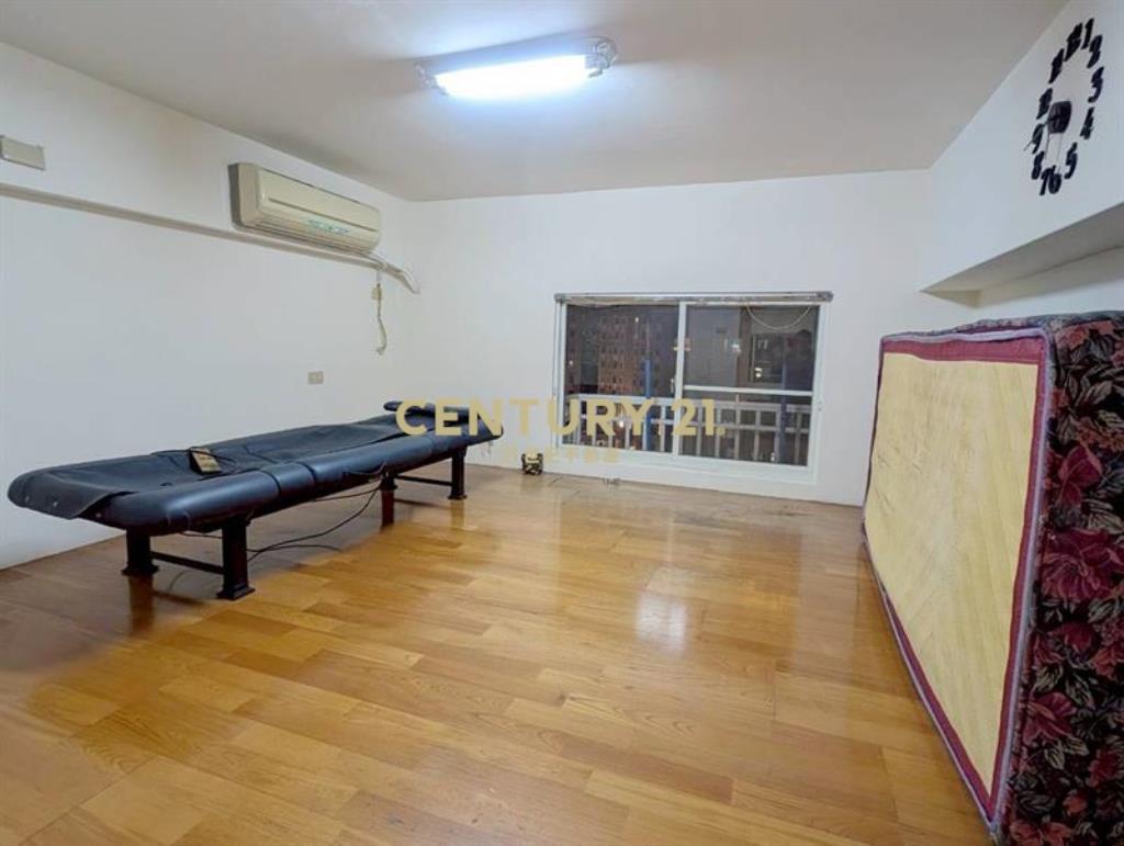 專簽*中山醫河畔宅四房平車