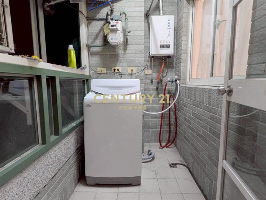 專簽*中山醫河畔宅四房平車