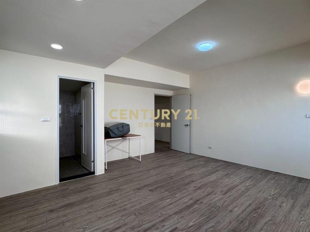 黎明路稀有3房｜25坪大空間