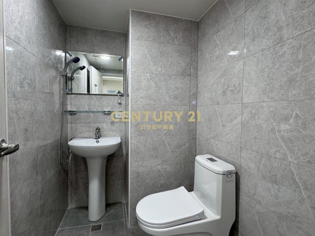 黎明路稀有3房｜25坪大空間