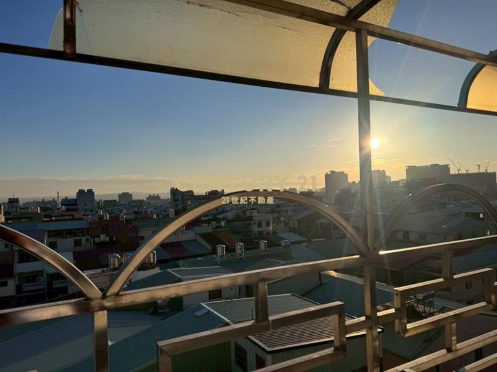 黎明路稀有3房｜25坪大空間