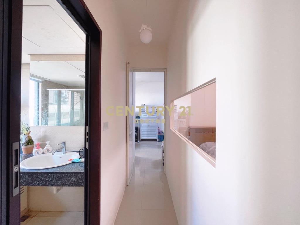 市政凱悅捷運小豪宅附平車