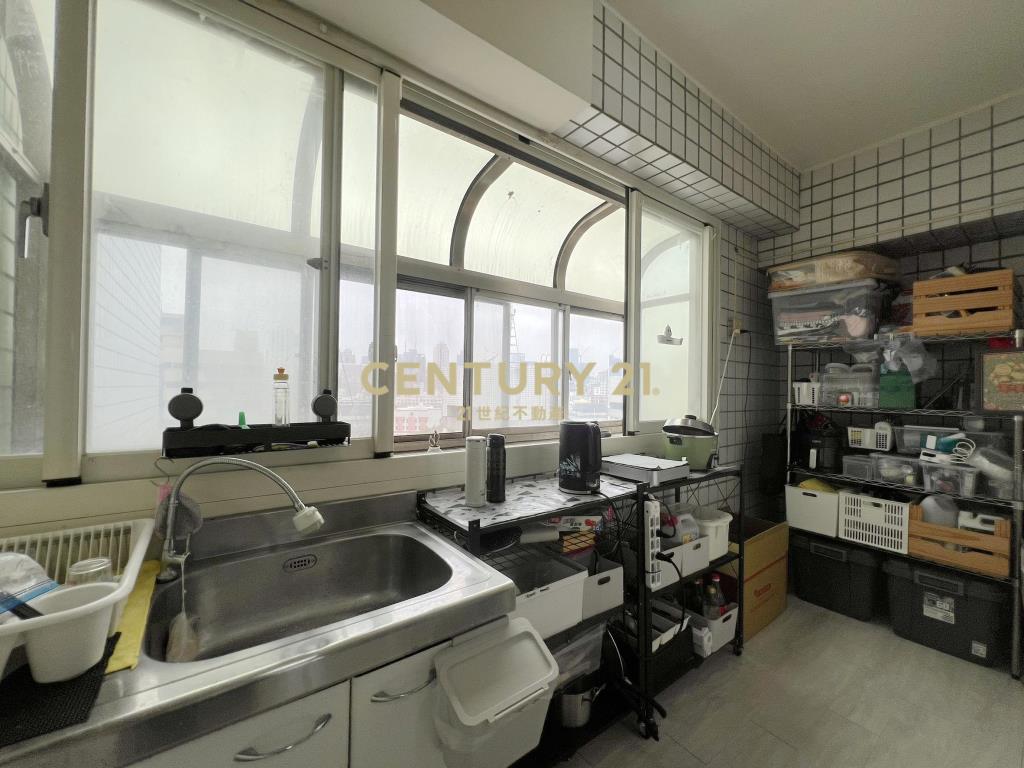 五期大業國中學區宅採光次頂樓