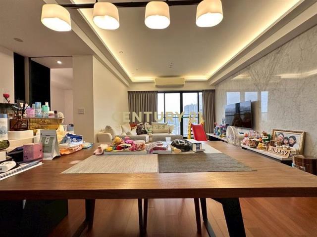 勝美築四房平車視野戶