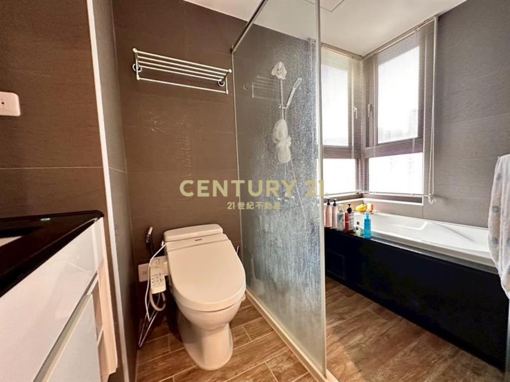 勝美築四房平車視野戶