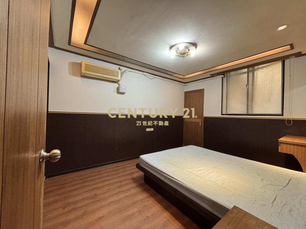 市府雙捷健身公寓