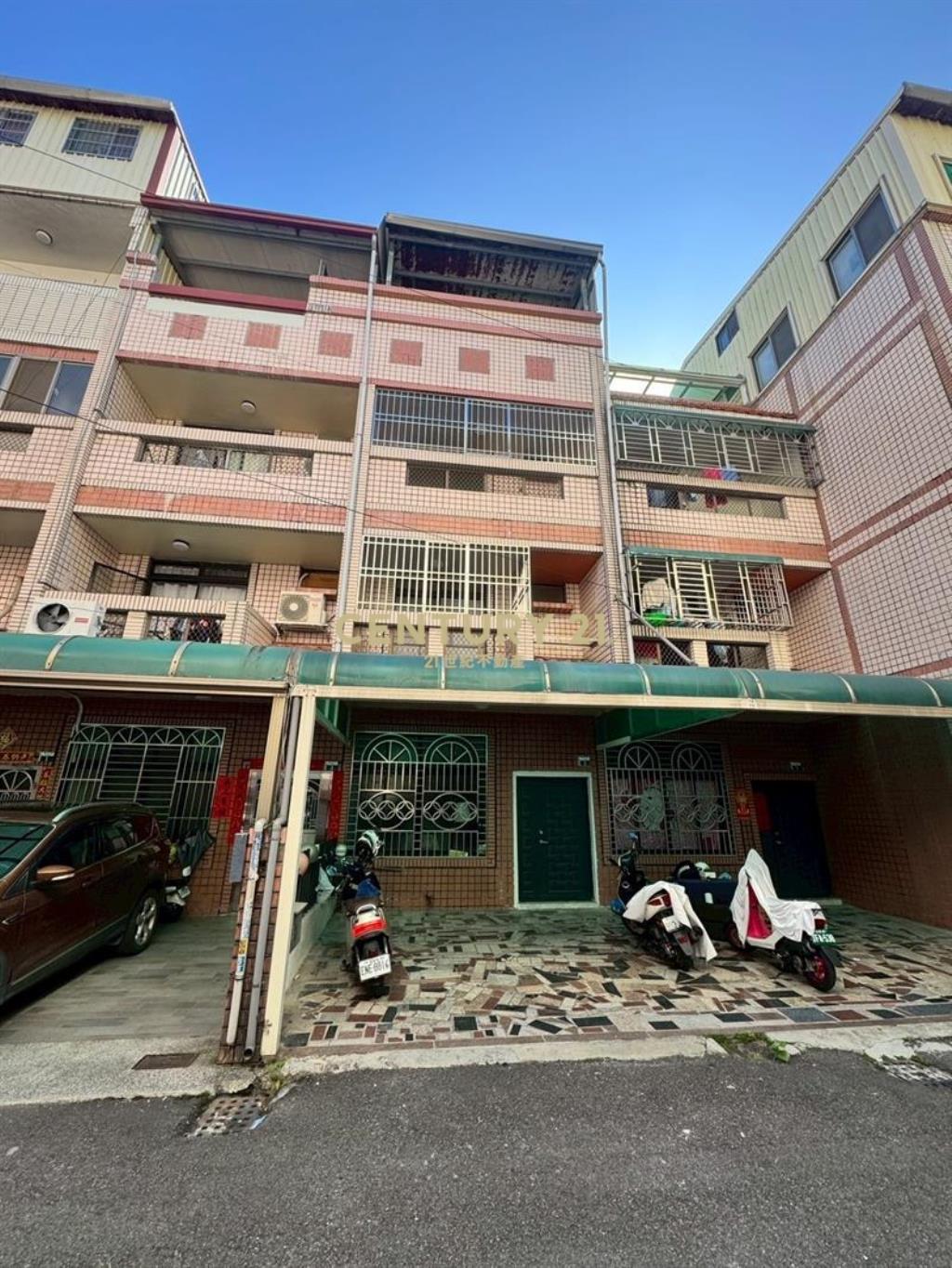 太平全新整理可停車4房透天