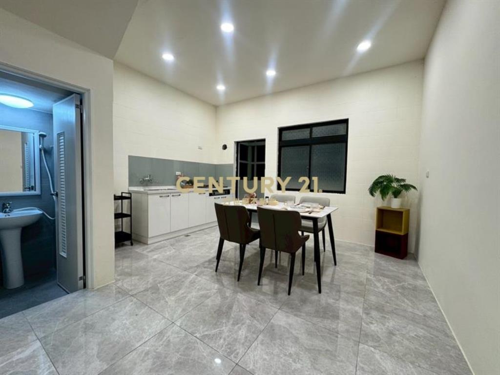 太平全新整理可停車4房透天