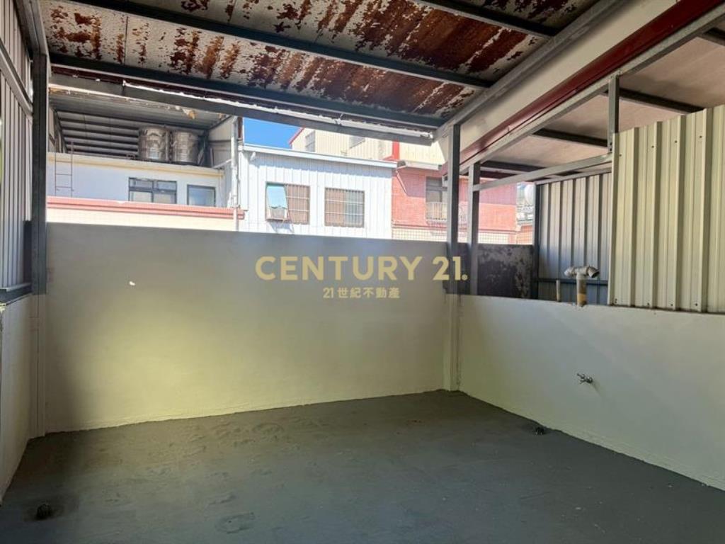 太平全新整理可停車4房透天