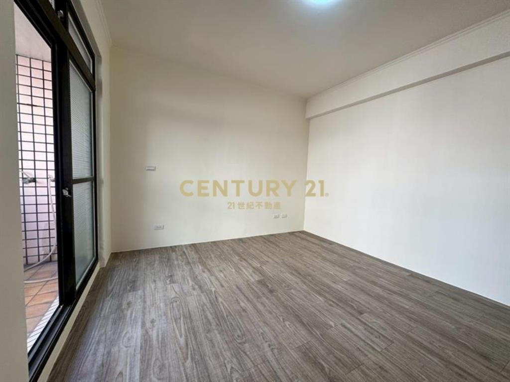 太平全新整理可停車4房透天