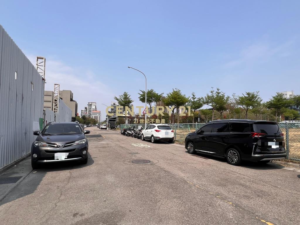 單元二@亨都新富三房雙平車