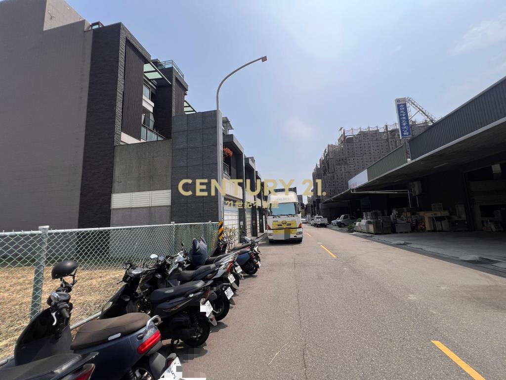 單元二@亨都新富三房雙平車