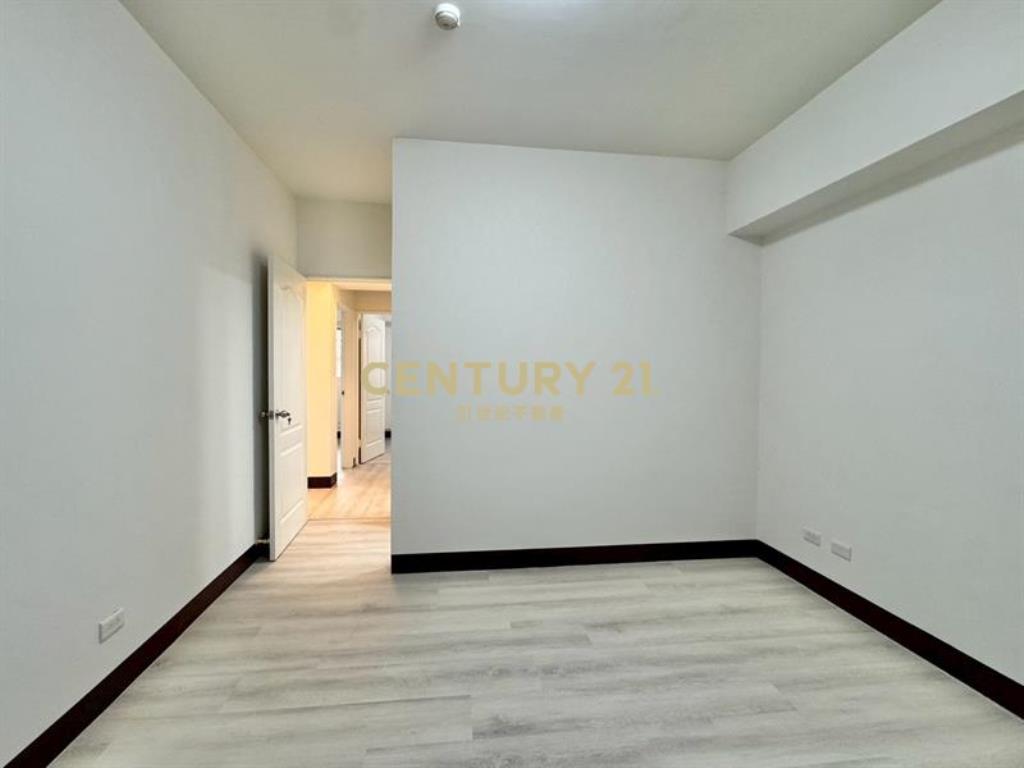 東海大學全新整理電梯三房