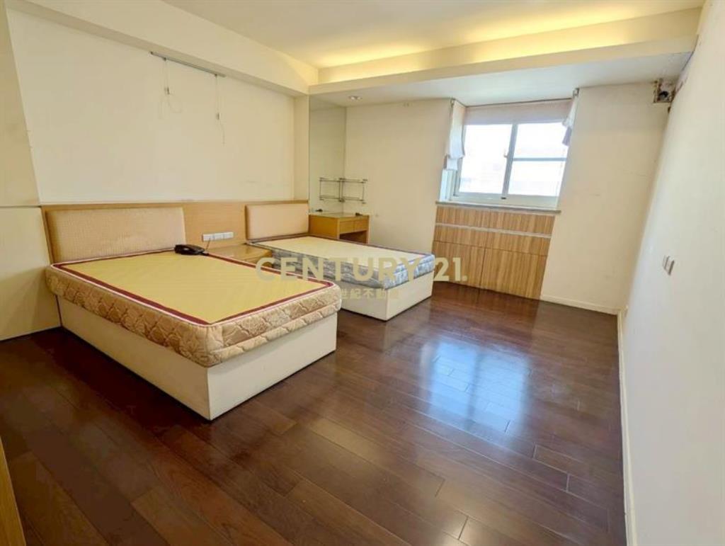 裕國大廈樓中樓雙平車