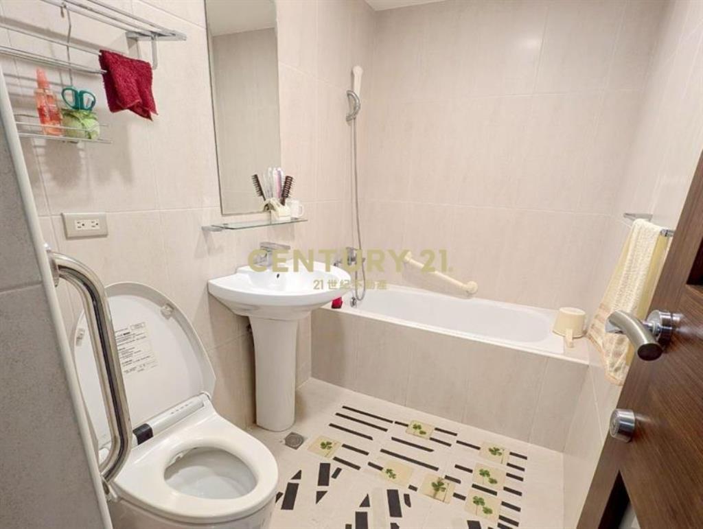 裕國大廈樓中樓雙平車