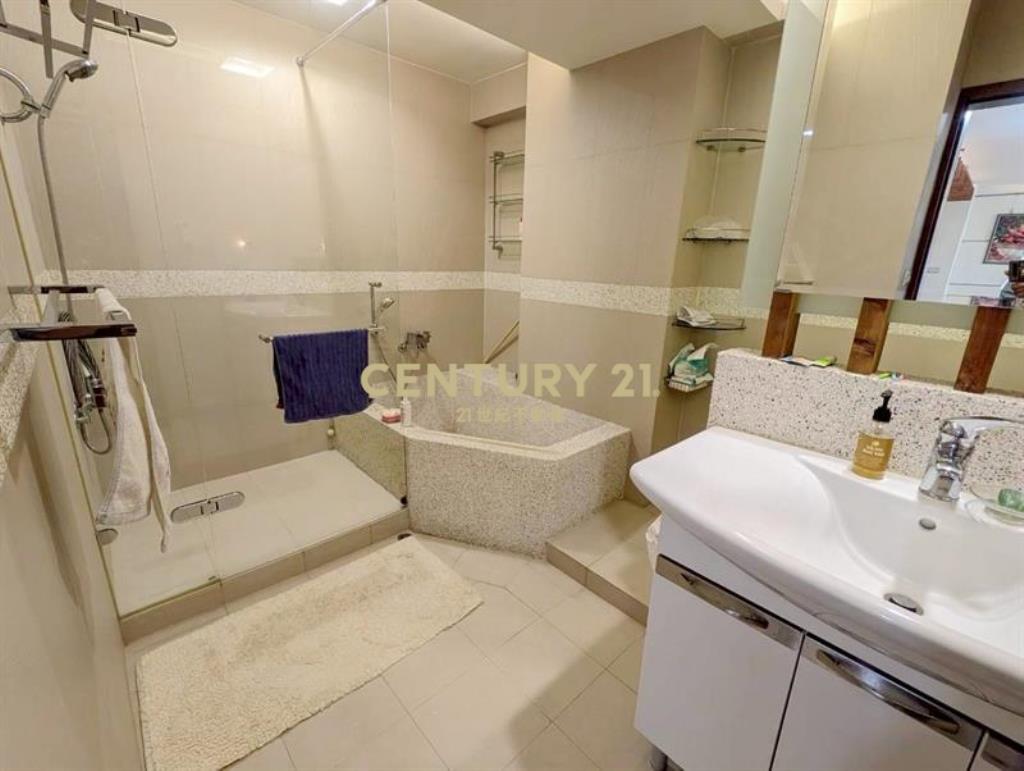 裕國大廈樓中樓雙平車