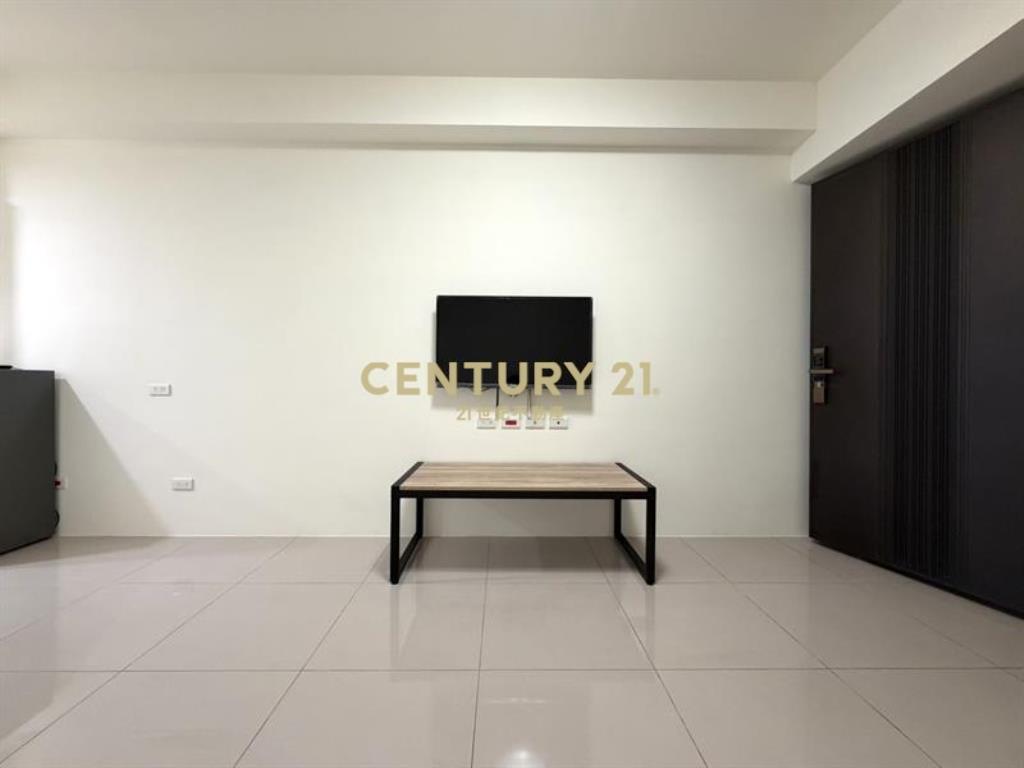 富宇世界花園中高樓層兩房平車