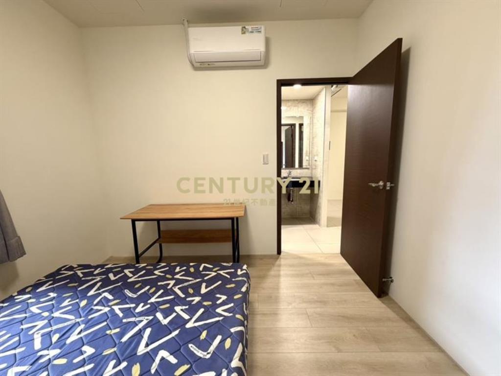 富宇世界花園中高樓層兩房平車