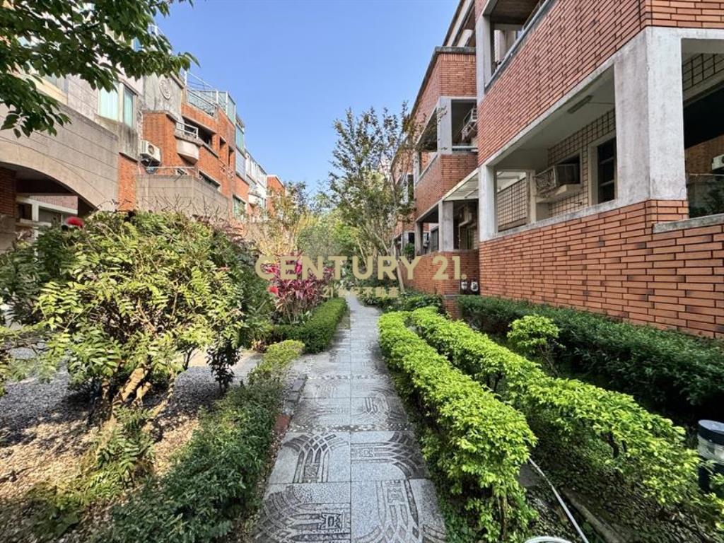 東海大學@ 複層別墅四房平車