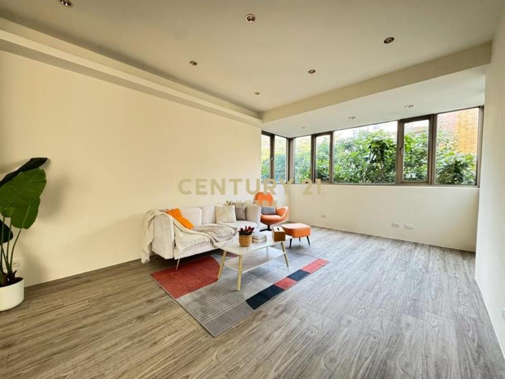 東海大學@ 複層別墅四房平車