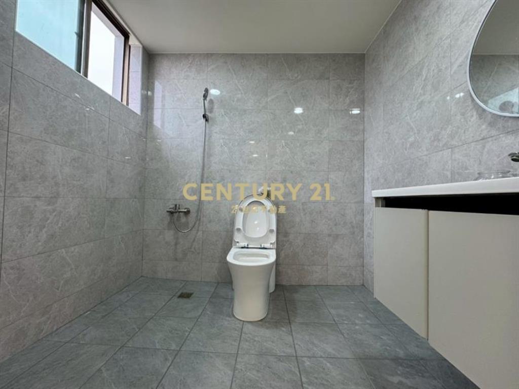 東海大學@ 複層別墅四房平車