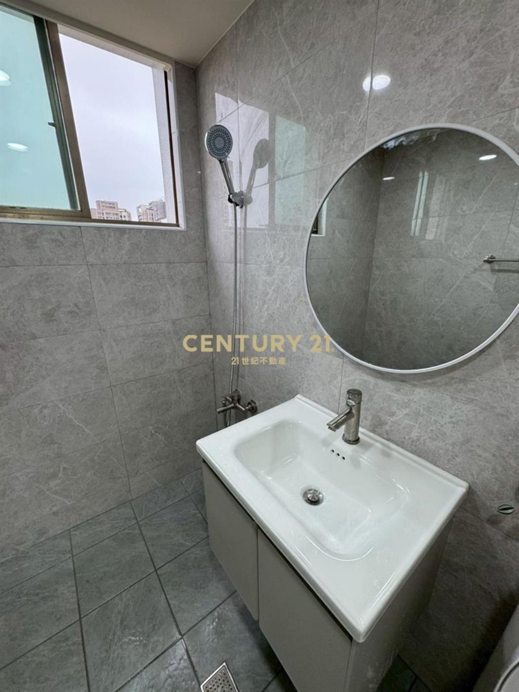 東海大學@ 複層別墅四房平車