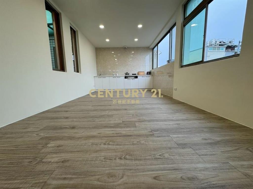 東海大學@ 複層別墅四房平車