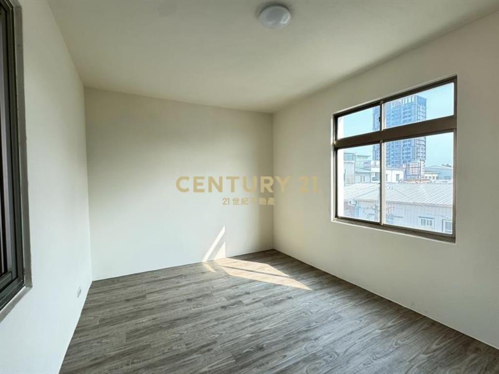 東海大學@ 複層別墅四房平車