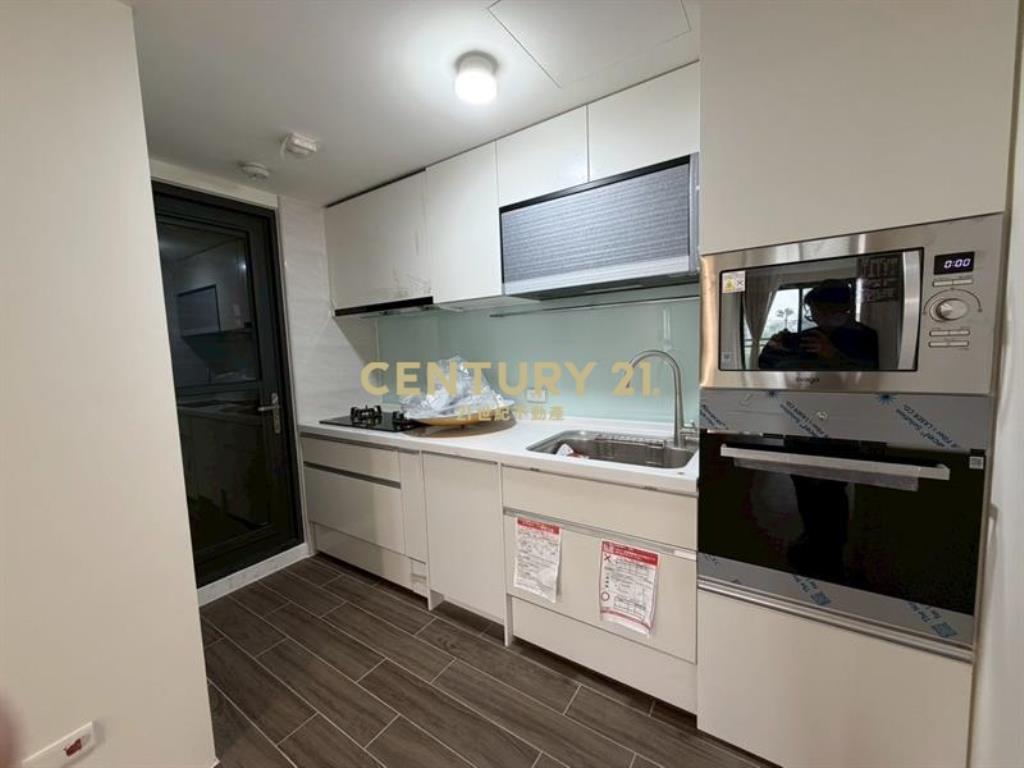 富宇上和苑三房平車