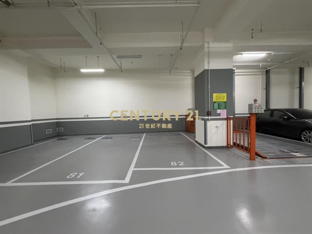 富宇上和苑三房平車