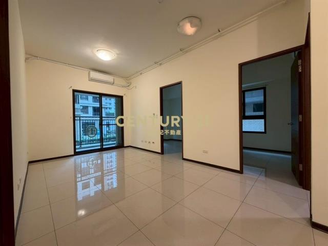 微笑城市三房B1平車