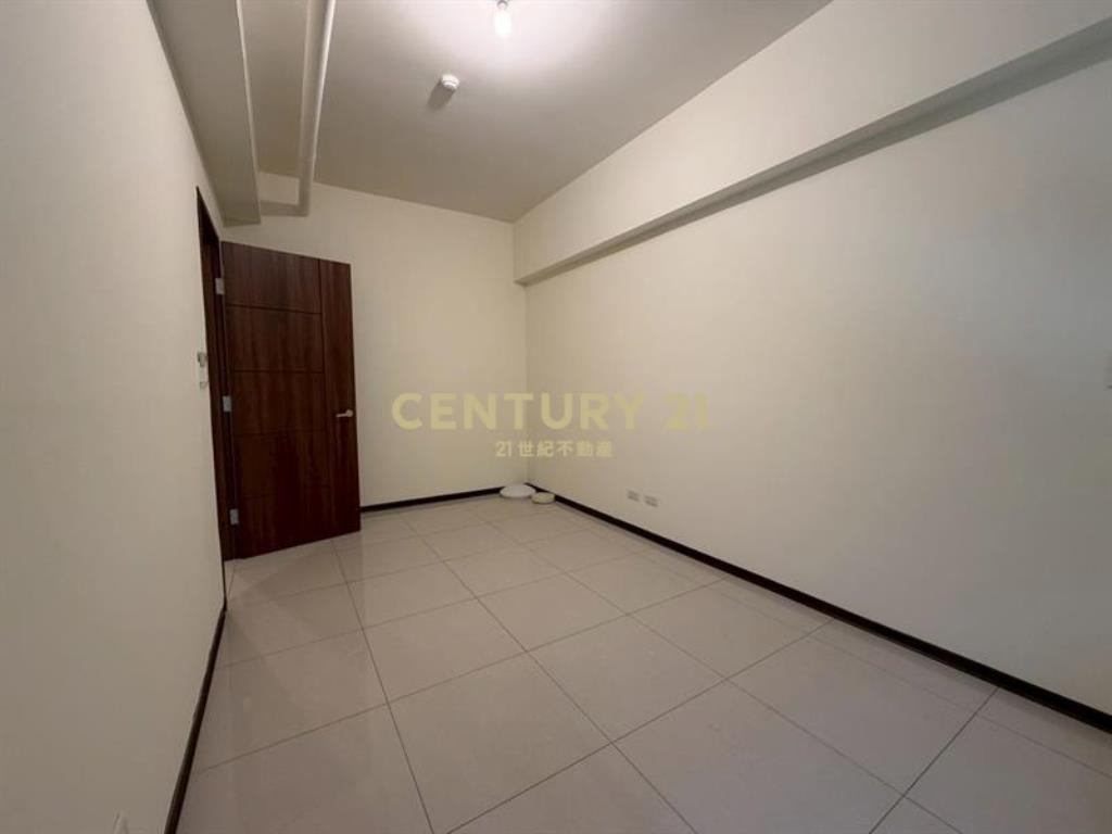 微笑城市三房B1平車