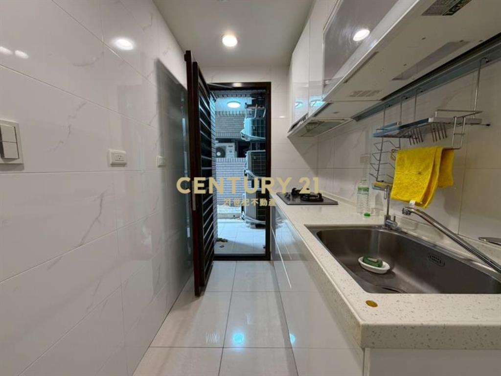 微笑城市三房B1平車