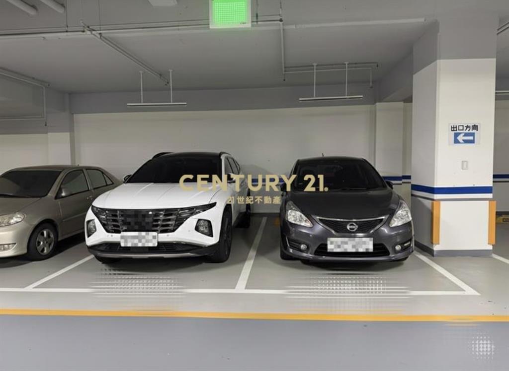 微笑城市三房B1平車