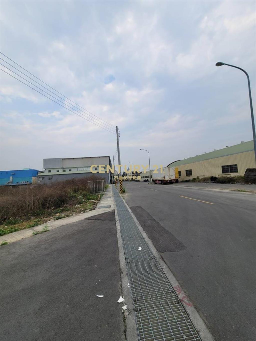 草屯成功路旁乙種工業用地