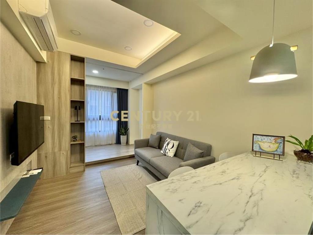 秀泰旁@台中新站2房平車